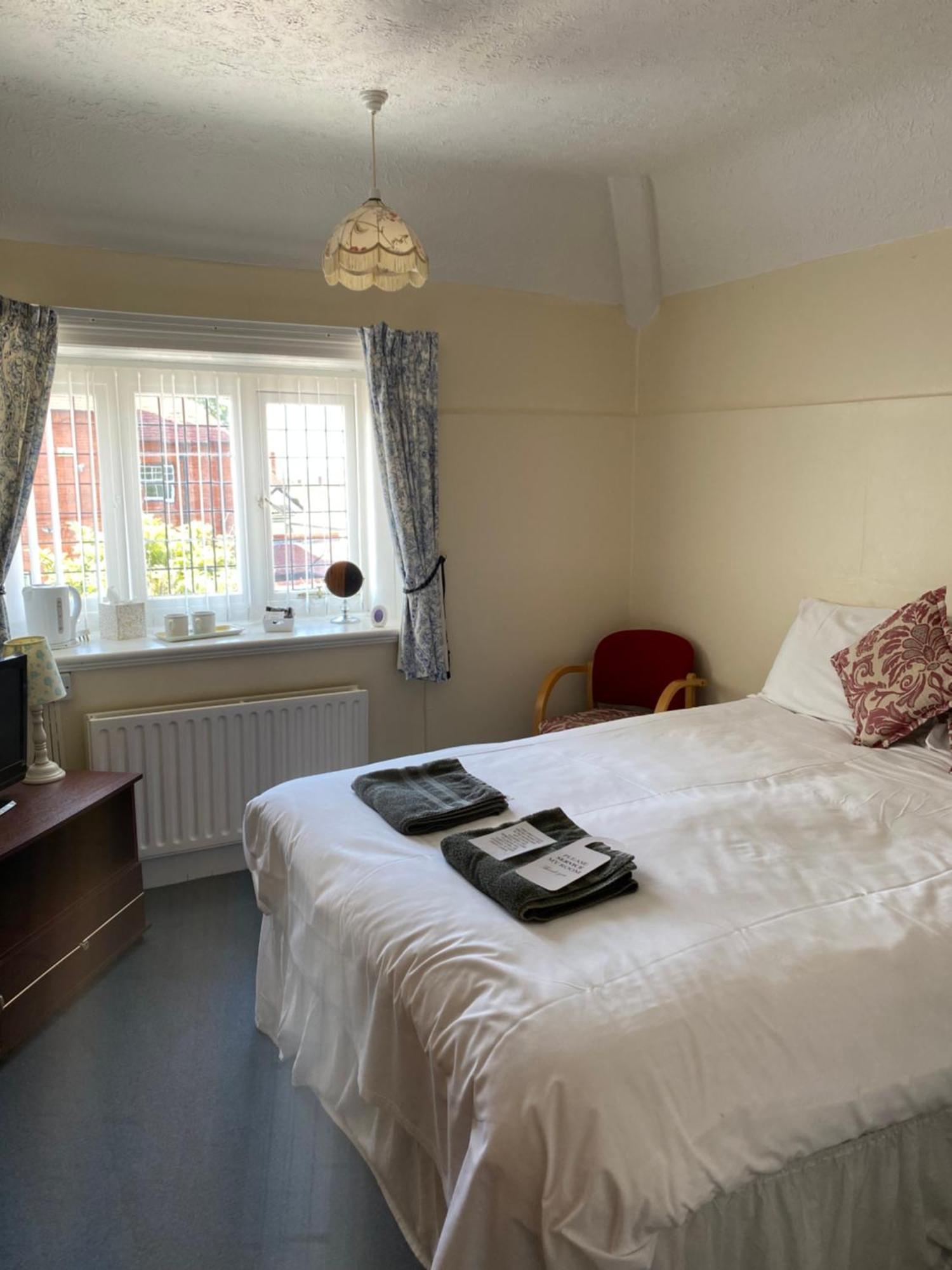 Hq Pencadlys Hotel Prestatyn Exterior photo